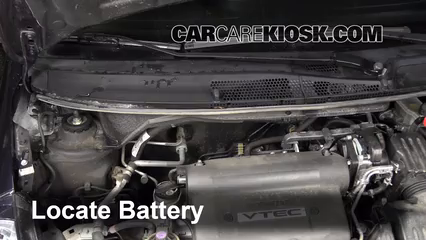 2008 Honda Fit 1.5L 4 Cyl. Battery Replace
